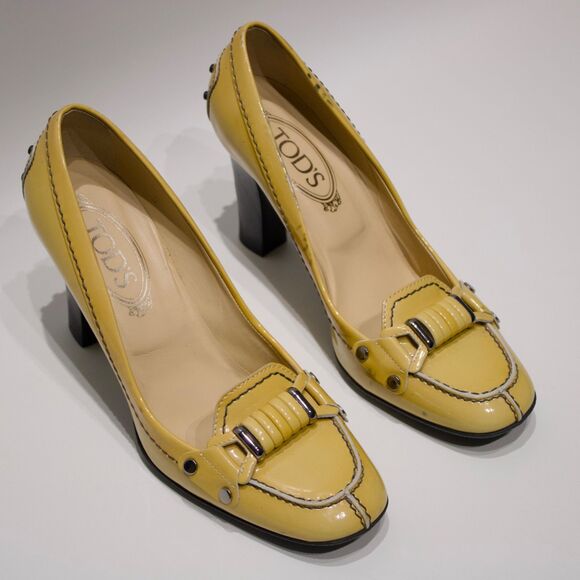Tod’s Made in Italy Light Yellow Beige Patent Leather Heels Women Size 8 - Picture 2 of 16